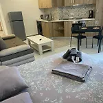 شقة Ini Solid House Butoaie *