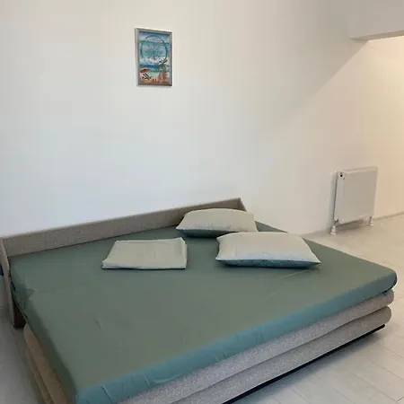 Ini Solid House Butoaie Апартаменты