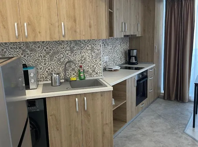 Ini Solid House Butoaie * Mamaia