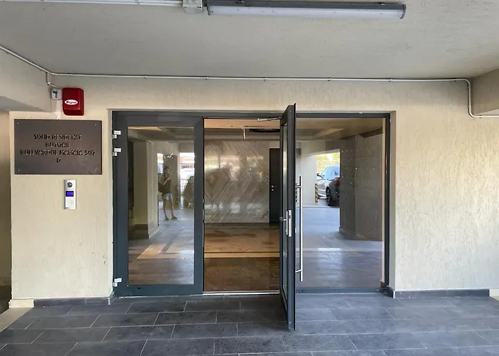 Ini Solid House Butoaie Apartment *