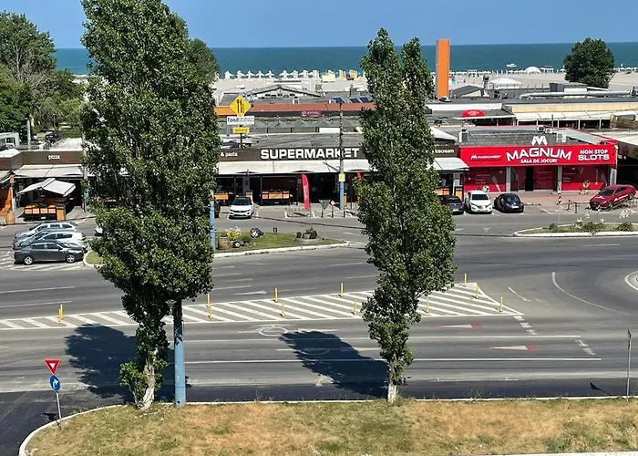 Ini Solid House Butoaie Apartment *